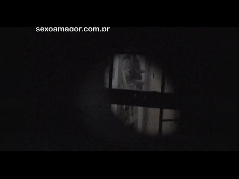 ❤️ Бландзінка таемна здымаецца на відэа з суседскага вуаерыста, схаванага за пустымі цэгламі Жорсткае порна у порна be.novoporn.ru ️❤